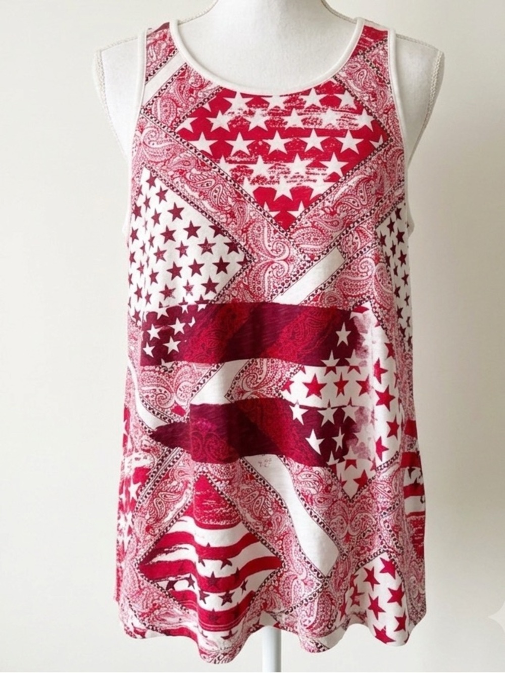 Sonoma Red Off White Americana Patriotic Flag Paisley Tank Top Large